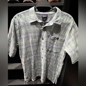 Patagonia button up short sleeve organic cotton Large